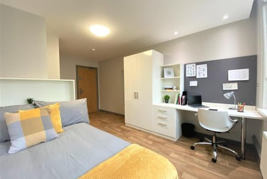 1 bed flat, College Square East, Holylands, Belfast, BT16DJ - Image 5